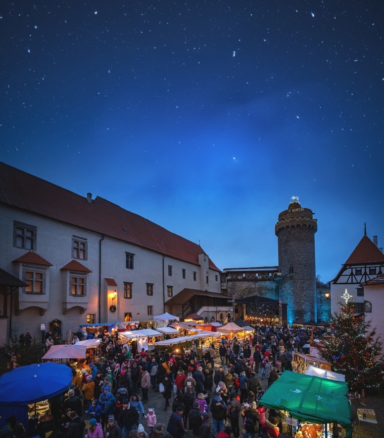 Adventní trhy pod Rumpálem Adventní trhy pod Rumpálem | Muzeum středního Pootaví Strakonice